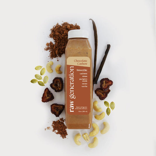 Chocolate cashew smoothie with cashews, dates, pumpkin seeds, cacao and vanilla ingredients